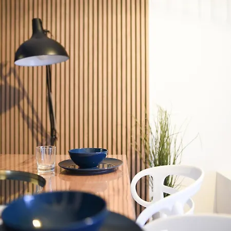 Apartman Chic T2 Avec Balcon Et Parking - Zenith, Hippodrome